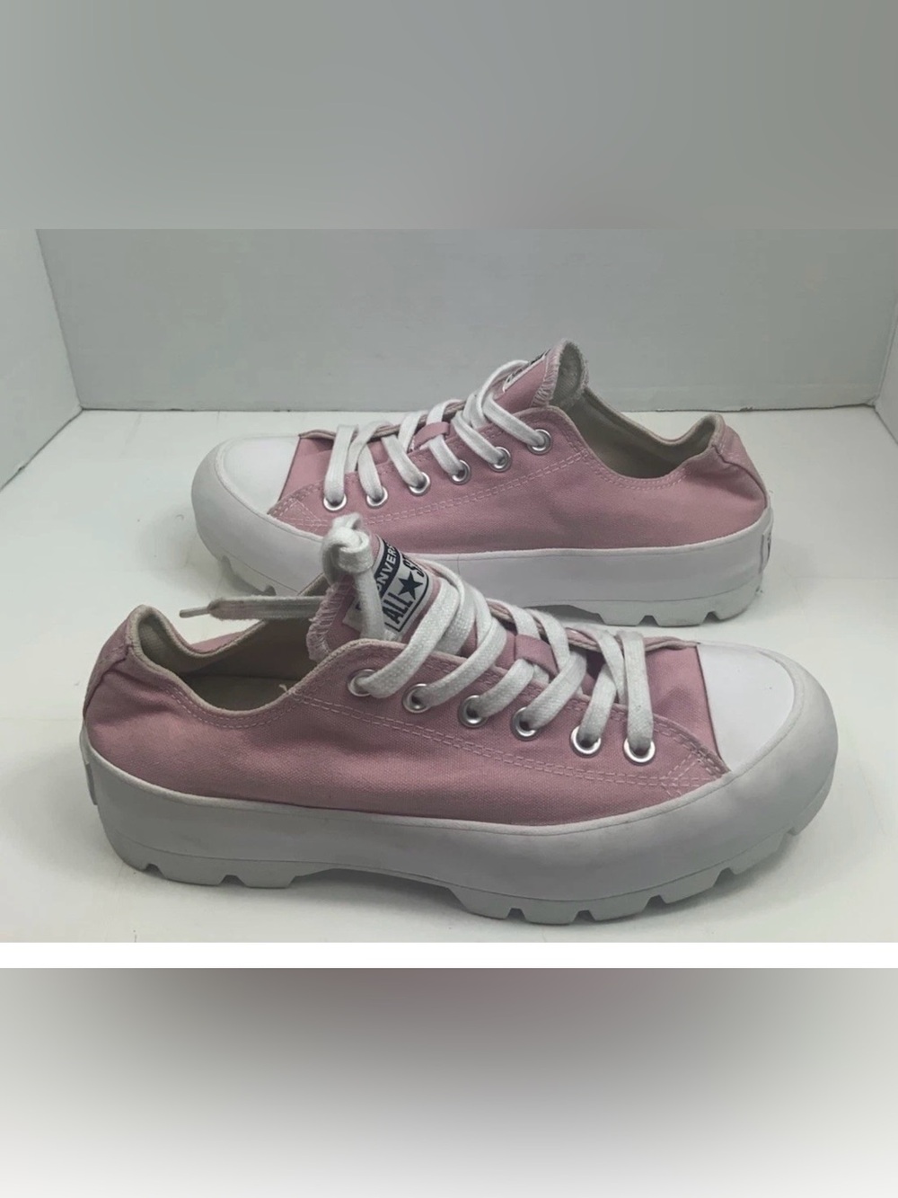 Converse Chuck Taylor Lugged Ox Pink Canvas Shoes Womens Size 9 568622C